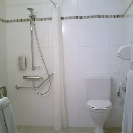 Logis Restaurant L'unique Menesqueville